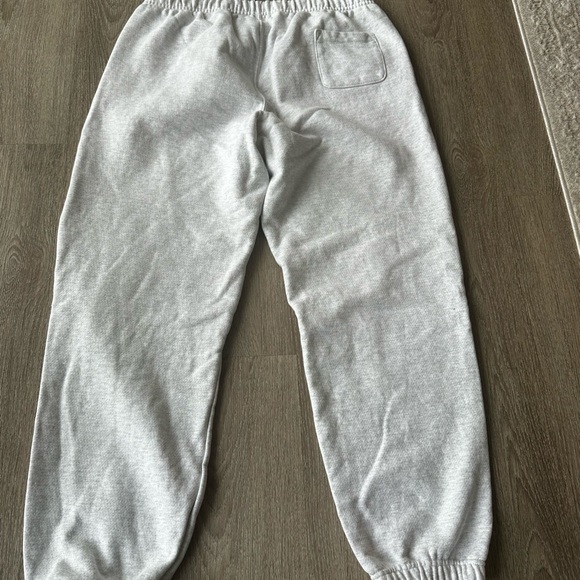 Champion Sweatpants - Picture 4 of 4